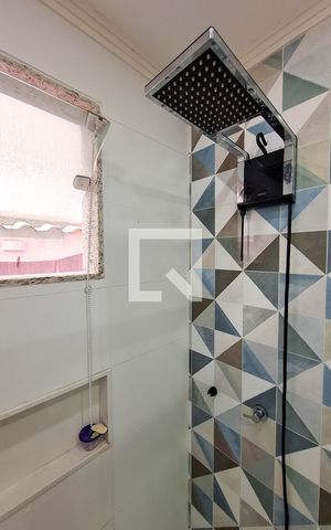 Casa à venda com 350m², 5 quartos e 1 vaga Casa à venda com 350m², 5 quartos e 1 vagaBanheiro Social