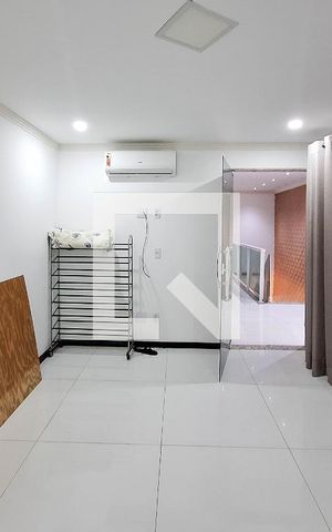 Casa à venda com 350m², 5 quartos e 1 vaga Casa à venda com 350m², 5 quartos e 1 vagaSuíte 4