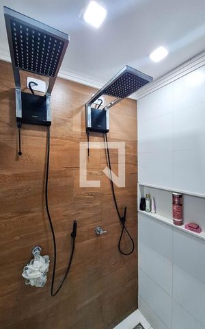 Casa à venda com 350m², 5 quartos e 1 vaga Casa à venda com 350m², 5 quartos e 1 vagaBanheiro da Suíte 5