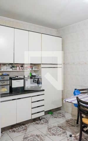Casa à venda com 200m², 3 quartos e 2 vagasCozinha