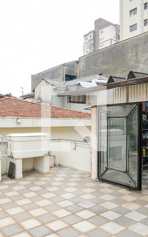 Casa à venda com 200m², 3 quartos e 2 vagasVaranda