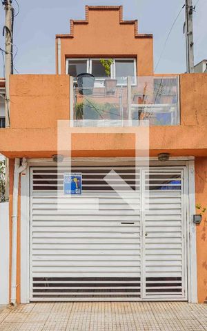 Casa à venda com 139m², 3 quartos e 1 vagaFachada