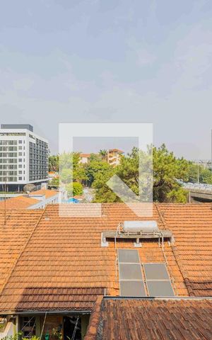 Casa à venda com 139m², 3 quartos e 1 vagaÁrea de Serviço - Vista