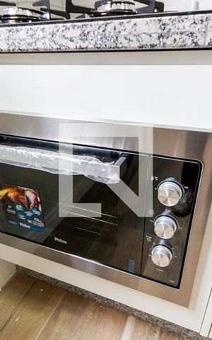 Apartamento à venda com 76m², 2 quartos e 1 vaga Apartamento à venda com 76m², 2 quartos e 1 vagaSala e Cozinha