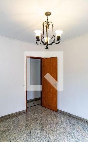 Casa à venda com 400m², 3 quartos e 2 vagasCopa