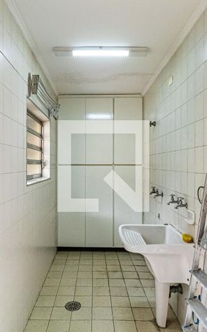 Casa à venda com 400m², 3 quartos e 2 vagasLavanderia