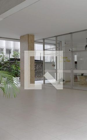 Apartamento à venda com 340m², 4 quartos e 2 vagasSaguão de entrada do edifício