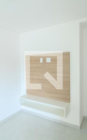 Apartamento para alugar com 34m², 2 quartos e sem vaga Apartamento para alugar com 34m², 2 quartos e sem vagaSala