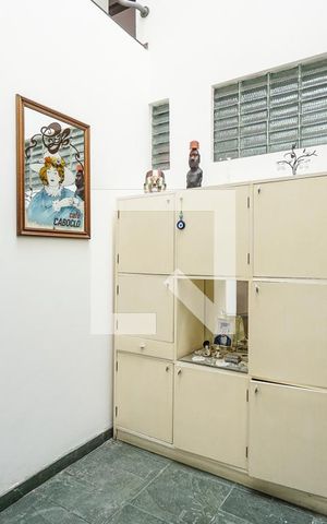 Casa à venda com 350m², 4 quartos e 3 vagas Casa à venda com 350m², 4 quartos e 3 vagasSala de jantar