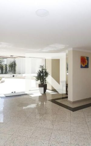 Apartamento à venda com 96m², 4 quartos e 2 vagas Apartamento à venda com 96m², 4 quartos e 2 vagasHall de entrada