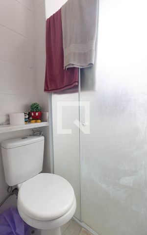 Apartamento à venda com 55m², 2 quartos e 2 vagas Apartamento à venda com 55m², 2 quartos e 2 vagasSuíte