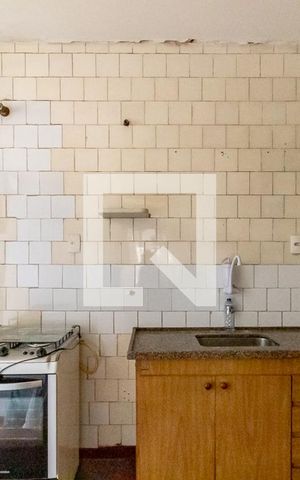 Apartamento à venda com 77m², 2 quartos e sem vaga Apartamento à venda com 77m², 2 quartos e sem vagaCozinha