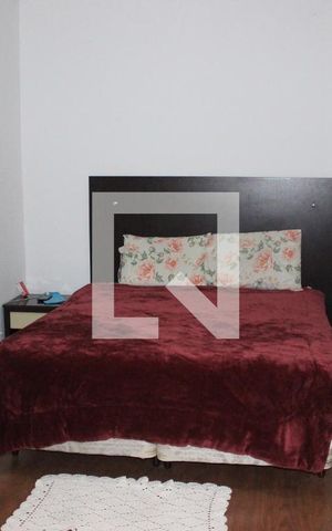 Casa à venda com 243m², 5 quartos e 4 vagasSuíte 