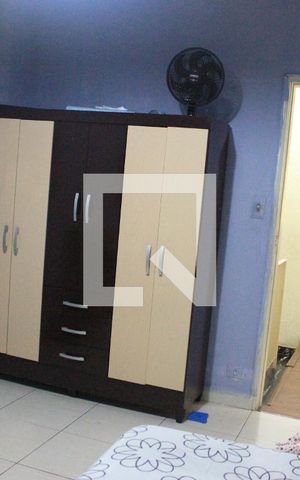 Casa à venda com 243m², 5 quartos e 4 vagasQuarto 2