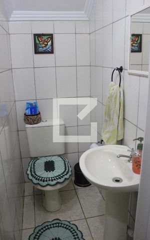 Casa à venda com 243m², 5 quartos e 4 vagasBanheiro 4