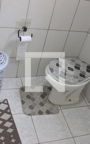 Casa à venda com 243m², 5 quartos e 4 vagasBanheiro 2