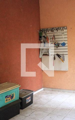 Casa à venda com 243m², 5 quartos e 4 vagasQuarto 4/ Depósito