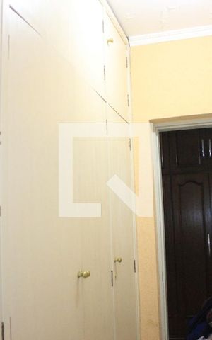 Casa à venda com 243m², 5 quartos e 4 vagasCloset da suíte 