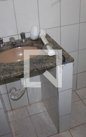 Casa à venda com 243m², 5 quartos e 4 vagasBanheiro 3