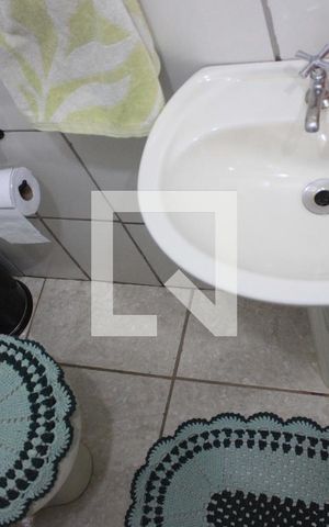 Casa à venda com 243m², 5 quartos e 4 vagasBanheiro 4