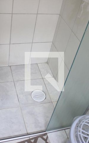 Casa à venda com 243m², 5 quartos e 4 vagasBanheiro 2