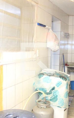 Casa à venda com 243m², 5 quartos e 4 vagasLavanderia