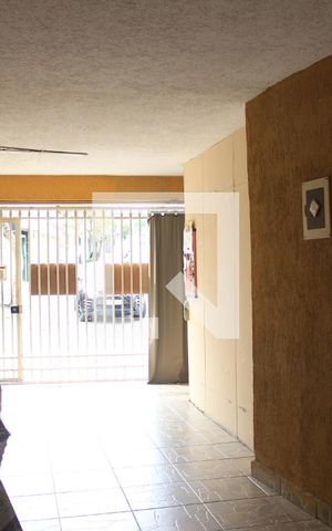 Casa à venda com 243m², 5 quartos e 4 vagasGaragem