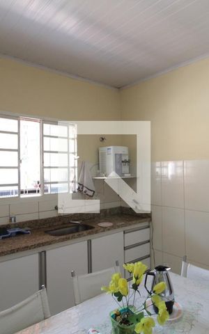 Casa à venda com 60m², 2 quartos e 2 vagasCozinha