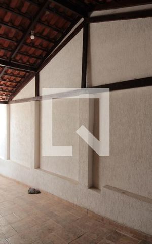 Casa à venda com 60m², 2 quartos e 2 vagasGaragem