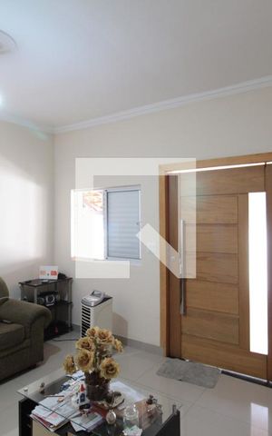 Casa à venda com 60m², 2 quartos e 2 vagasSala