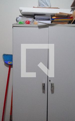 Casa à venda com 249m², 3 quartos e 2 vagasEscritório