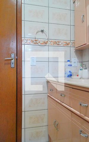 Casa à venda com 249m², 3 quartos e 2 vagasBanheiro da Suíte