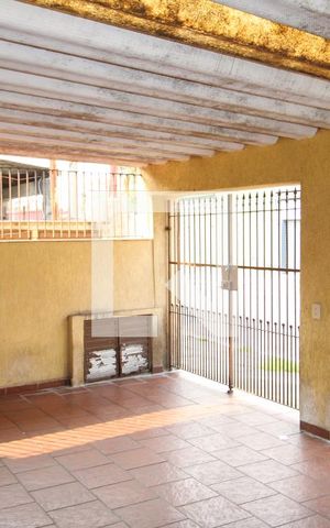 Casa à venda com 130m², 3 quartos e 2 vagasGaragem