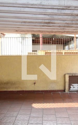 Casa à venda com 130m², 3 quartos e 2 vagasGaragem