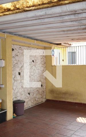 Casa à venda com 130m², 3 quartos e 2 vagasGaragem