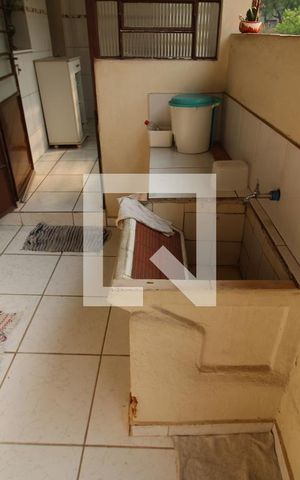 Casa à venda com 130m², 3 quartos e 2 vagasÁrea de Serviço