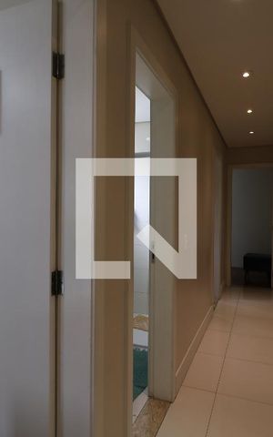 Apartamento à venda com 180m², 3 quartos e 2 vagasCorredor
