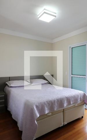 Apartamento à venda com 180m², 3 quartos e 2 vagasSuíte