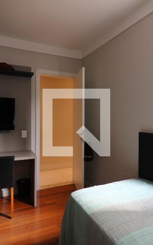 Apartamento à venda com 180m², 3 quartos e 2 vagasQuarto 2