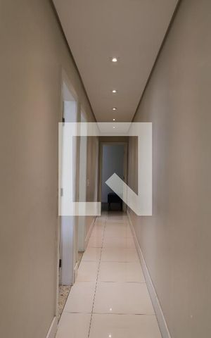 Apartamento à venda com 180m², 3 quartos e 2 vagasCorredor