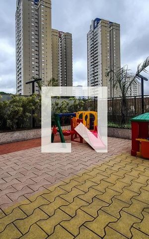 Apartamento à venda com 220m², 2 quartos e 2 vagas Apartamento à venda com 220m², 2 quartos e 2 vagasPlayground