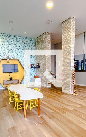 Apartamento à venda com 220m², 2 quartos e 2 vagas Apartamento à venda com 220m², 2 quartos e 2 vagasBrinquedoteca