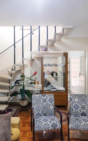 Casa à venda com 180m², 2 quartos e 2 vagasSala
