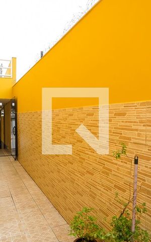Casa à venda com 180m², 2 quartos e 2 vagasCorredor