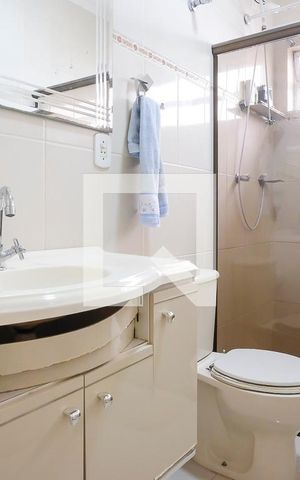 Casa à venda com 180m², 2 quartos e 2 vagasBanheiro