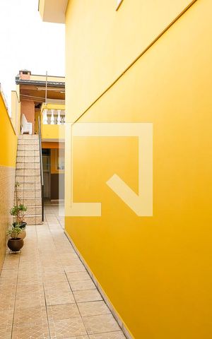 Casa à venda com 180m², 2 quartos e 2 vagasCorredor