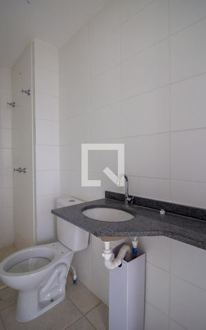 Apartamento à venda com 57m², 3 quartos e 1 vaga Apartamento à venda com 57m², 3 quartos e 1 vagaBanheiro Social