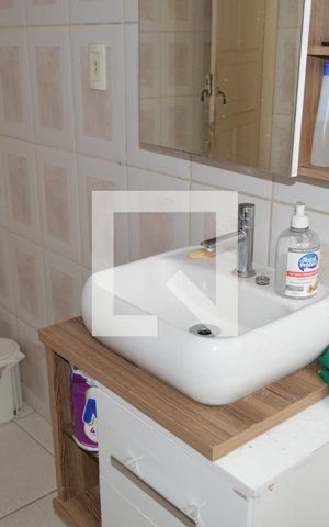 Casa à venda com 90m², 3 quartos e 1 vagaBanheiro