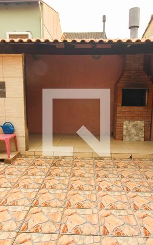 Casa à venda com 140m², 4 quartos e 2 vagas Casa à venda com 140m², 4 quartos e 2 vagasQuintal