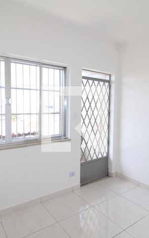 Casa à venda com 110m², 3 quartos e 1 vagaCasa 2 - Sala